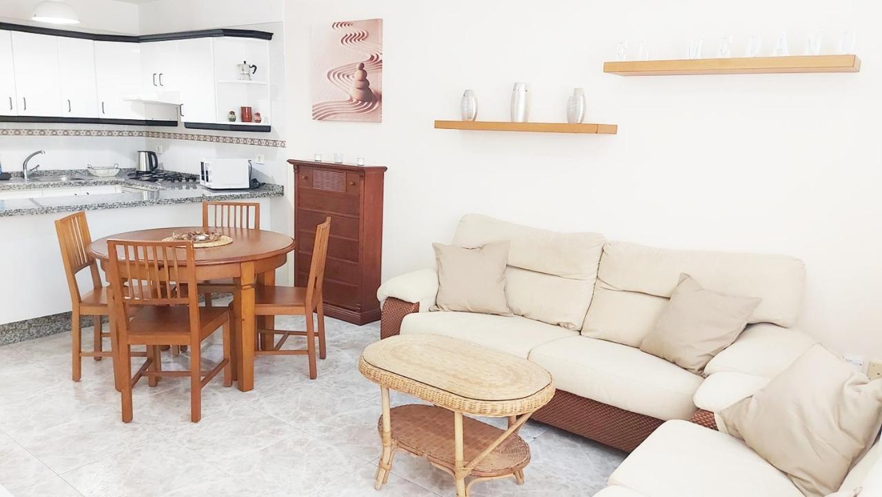 Centric 2 Bedrooms Apartment Near To The Beach - By Tenerifehints El Médano Exterior photo